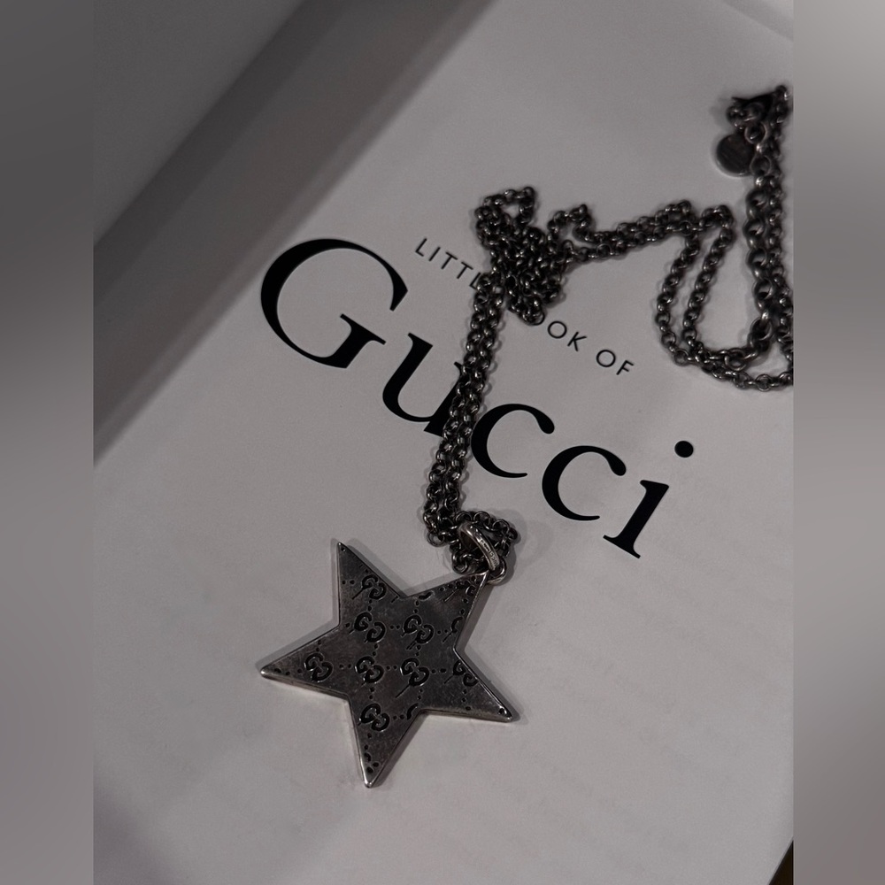 Authentic Gucci ghost enamel star pendant reversible sterling silver chain - Picture 5 of 8